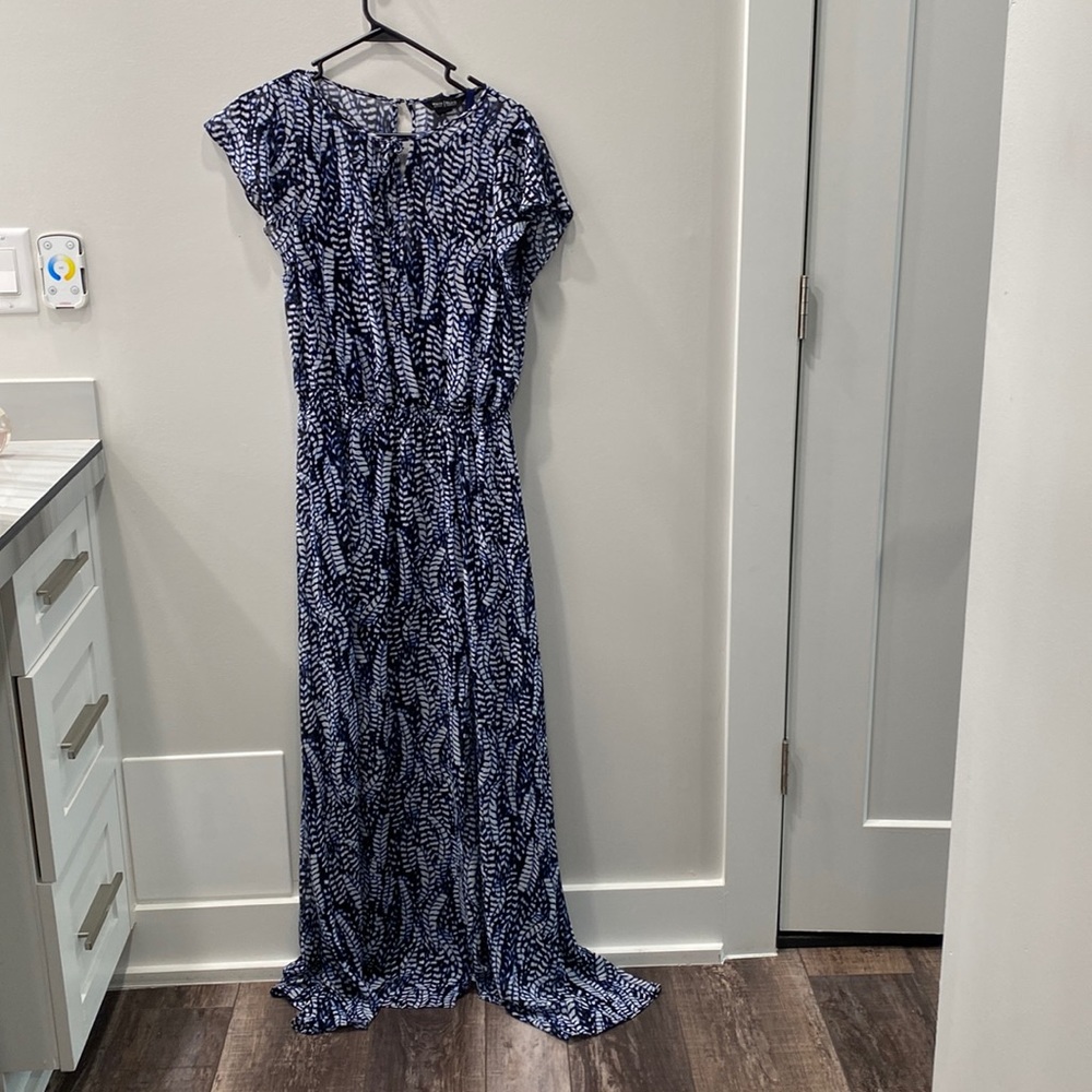 White House black market maxi dress size S